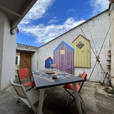Villa 4 Pieces Oleron 6 Couchages Georges D'oleron Sgo000-607